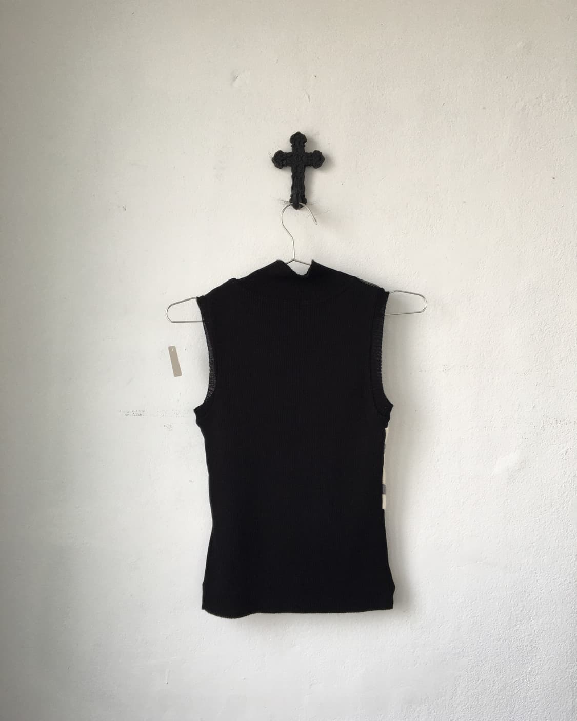 Line detail high neck knit sleeveless 상품이미지3