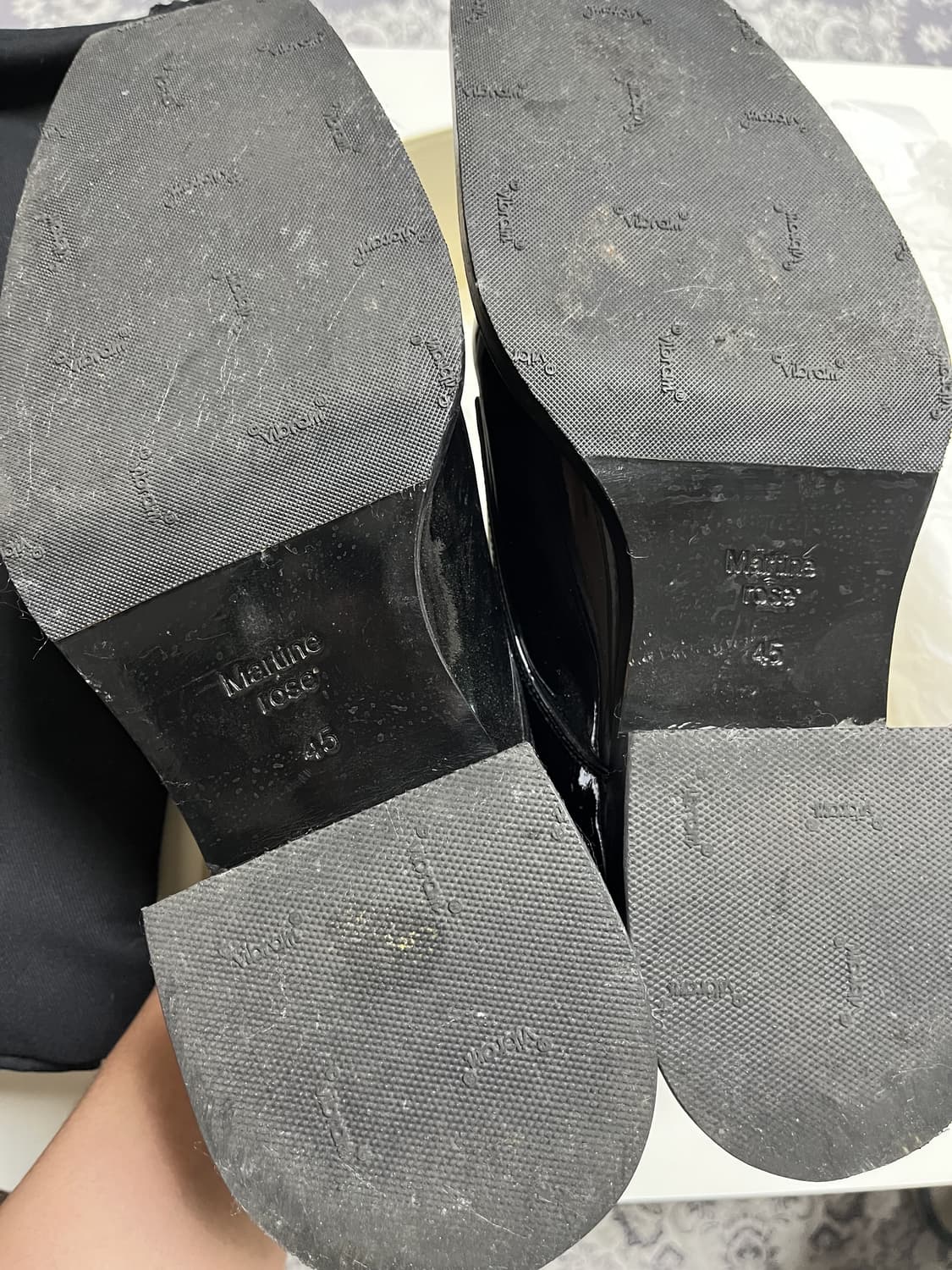 마틴로즈 삼각 페이턴트 더비 블랙 45사이즈 상품이미지4