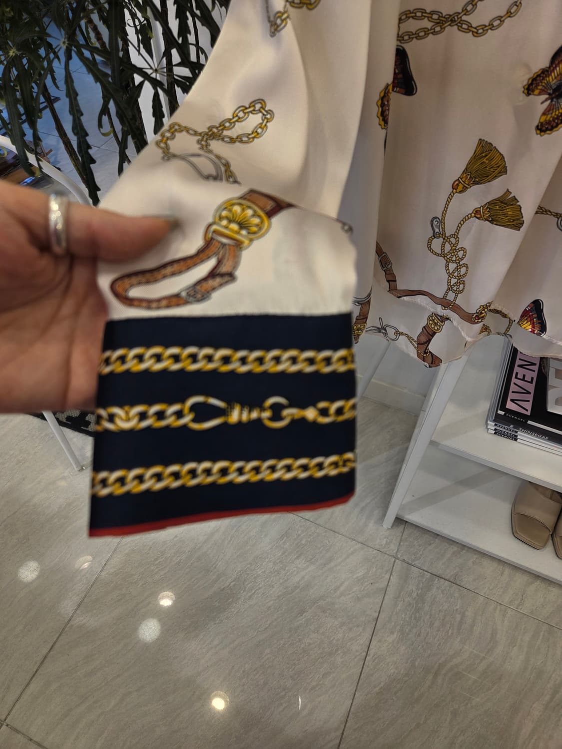 자라 패턴 오버핏 블라우스 상품이미지4