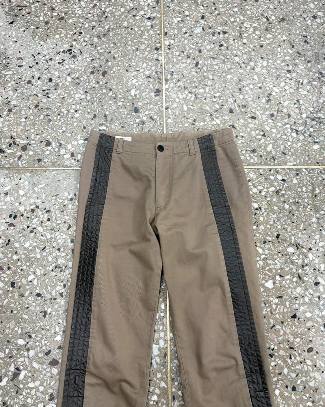 드리스 반 노튼 파이핑 디테일 지퍼 팬츠 상품이미지4