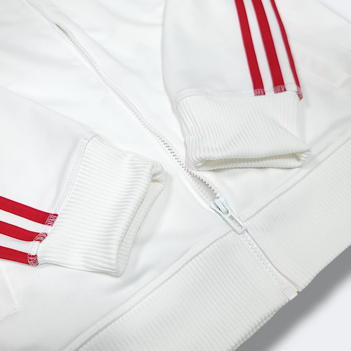 [100] 아디다스 화이트&레드 맨체스터유나이티드 퍼포먼스 트랙탑져지 상품이미지7