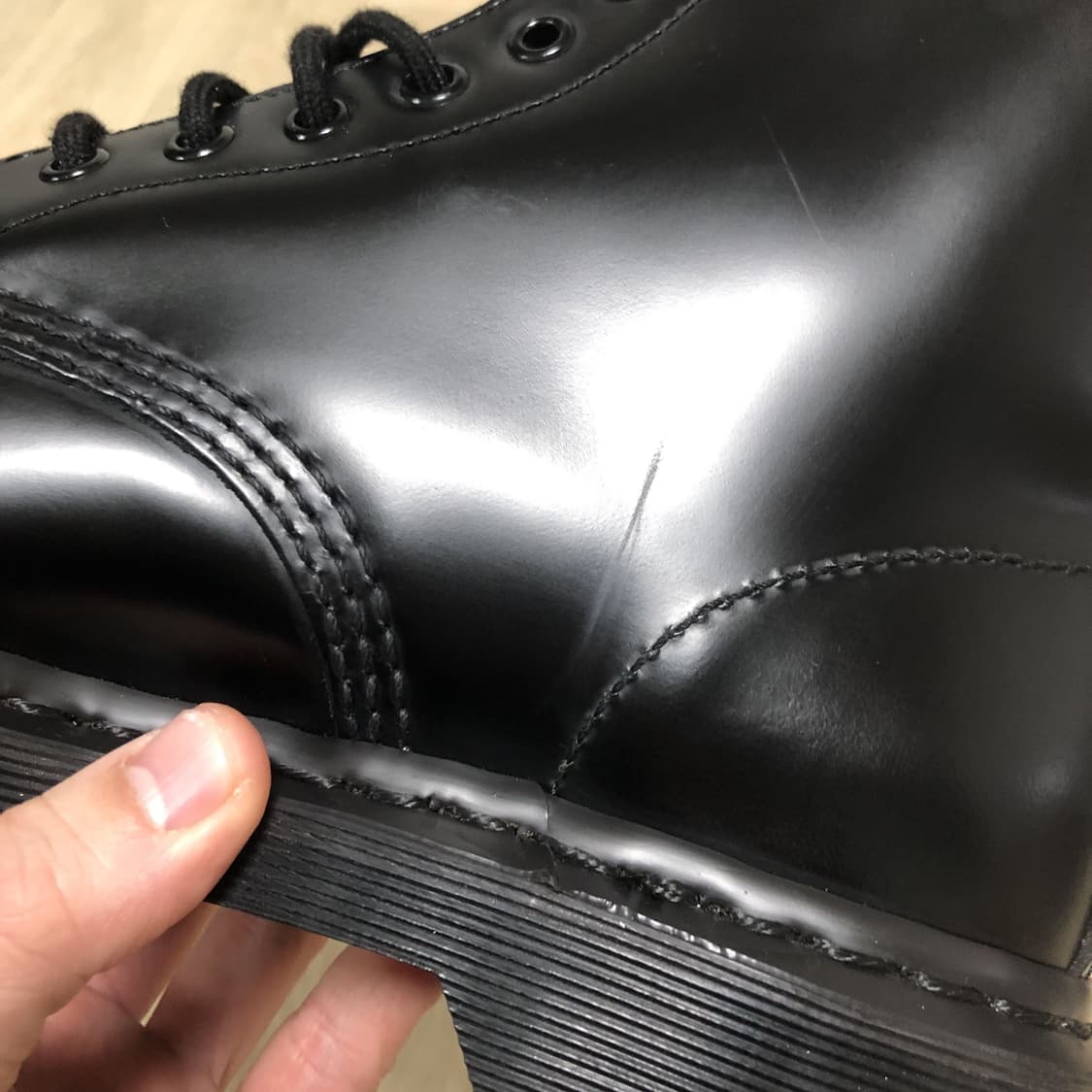 (250) 새상품 닥터마틴 Dr.martens 1460 8홀 모노부츠 상품이미지7