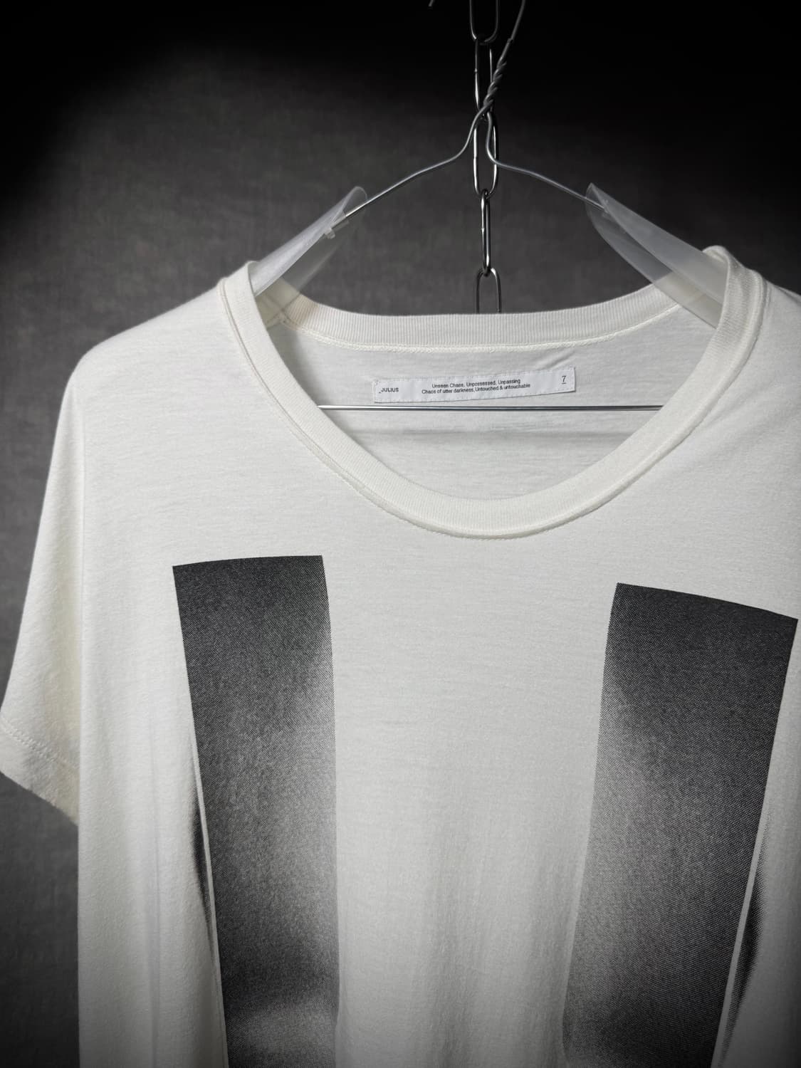 Julius 23SS '[ gallu; ]' Graphic T-Shirt 상품이미지4