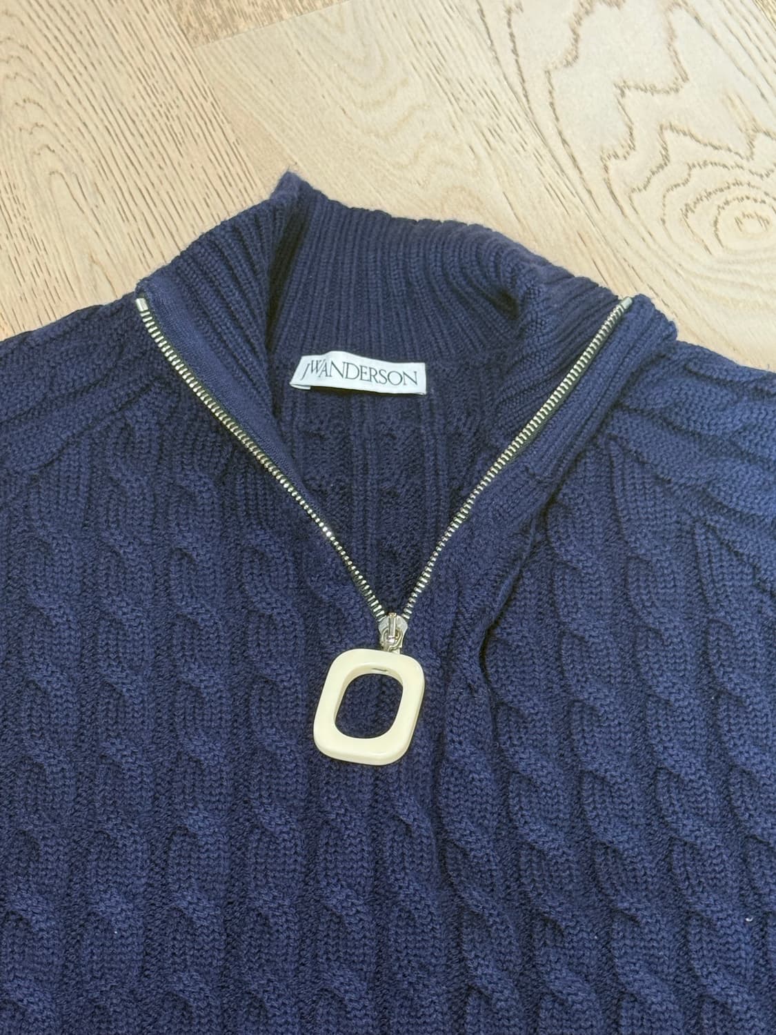 (L) JW앤더슨 헨리 케이블 니트 스웨터 상품이미지3