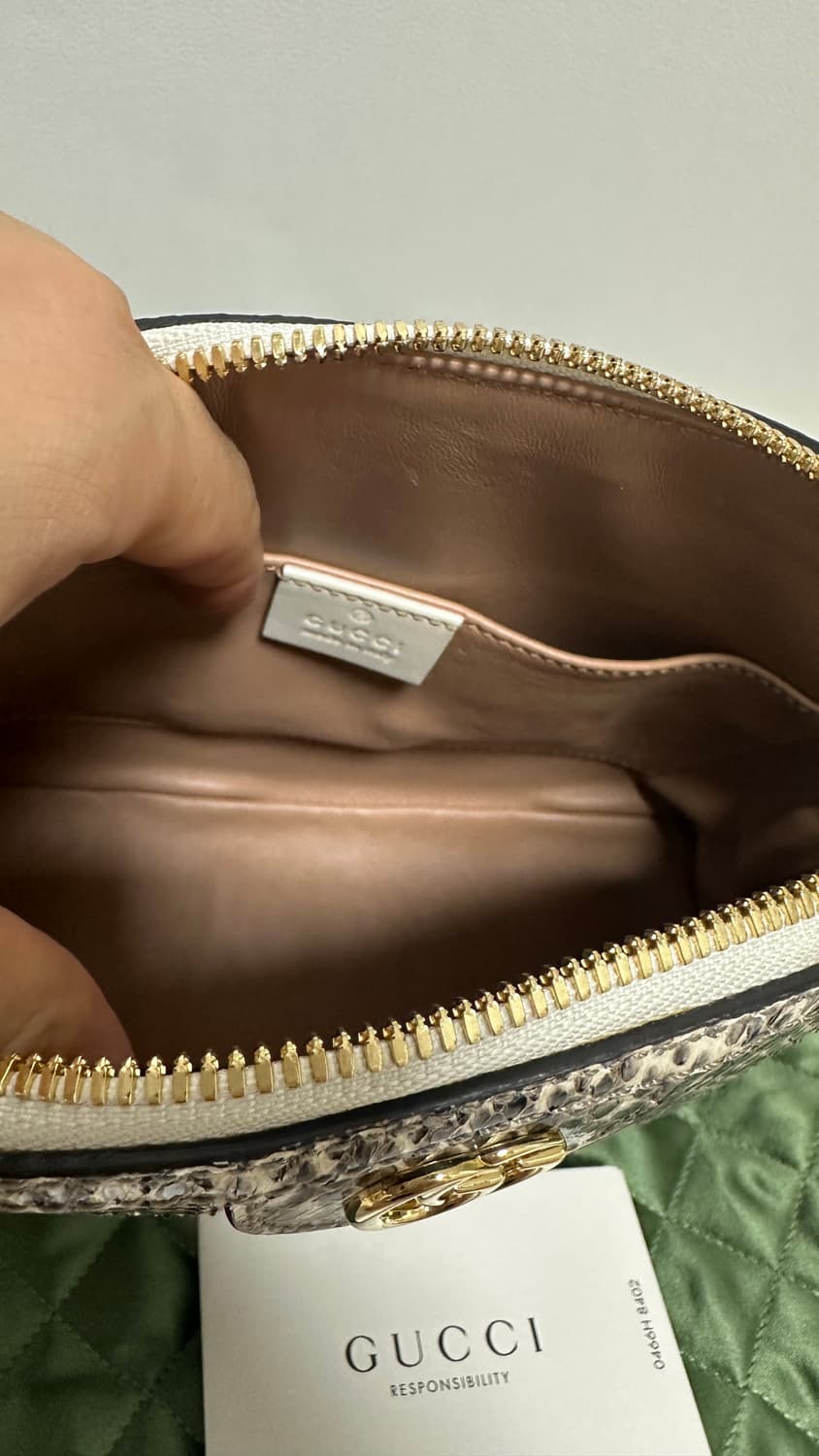 구찌 오피디아 GG 스몰 스네이크 스킨 숄더백 정품 새상품 490만원 상품이미지6