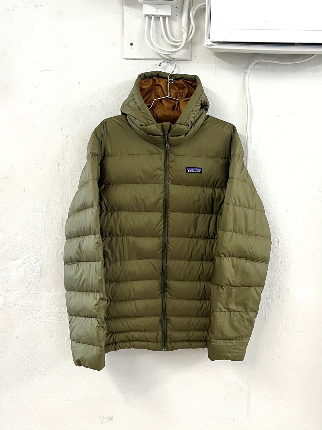파타고니아 하이로프트 다운 후디 경량 패딩 상품이미지1