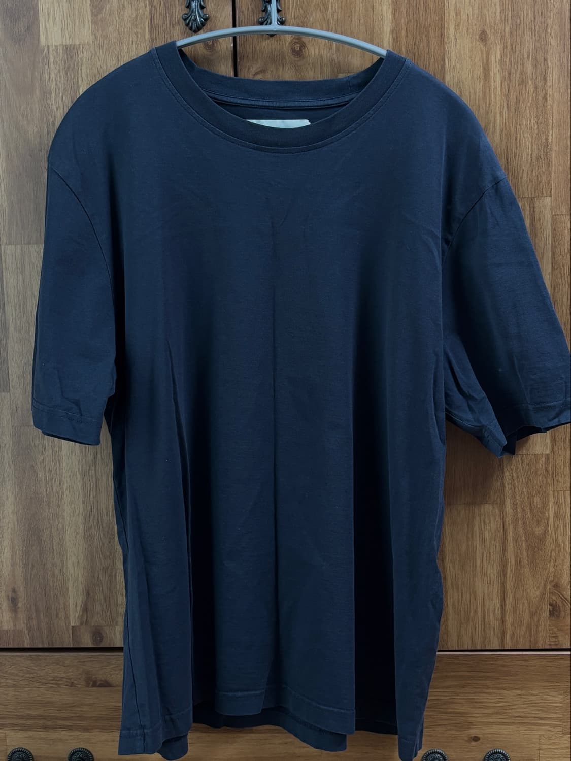 [L] 스튜디오 니콜슨 BRIC 로고 티셔츠 (네이비) 상품이미지1