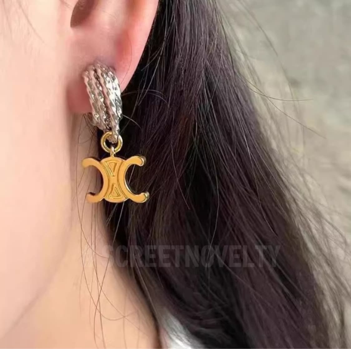 셀린느 트리옹페 트위드 이어링 상품이미지2