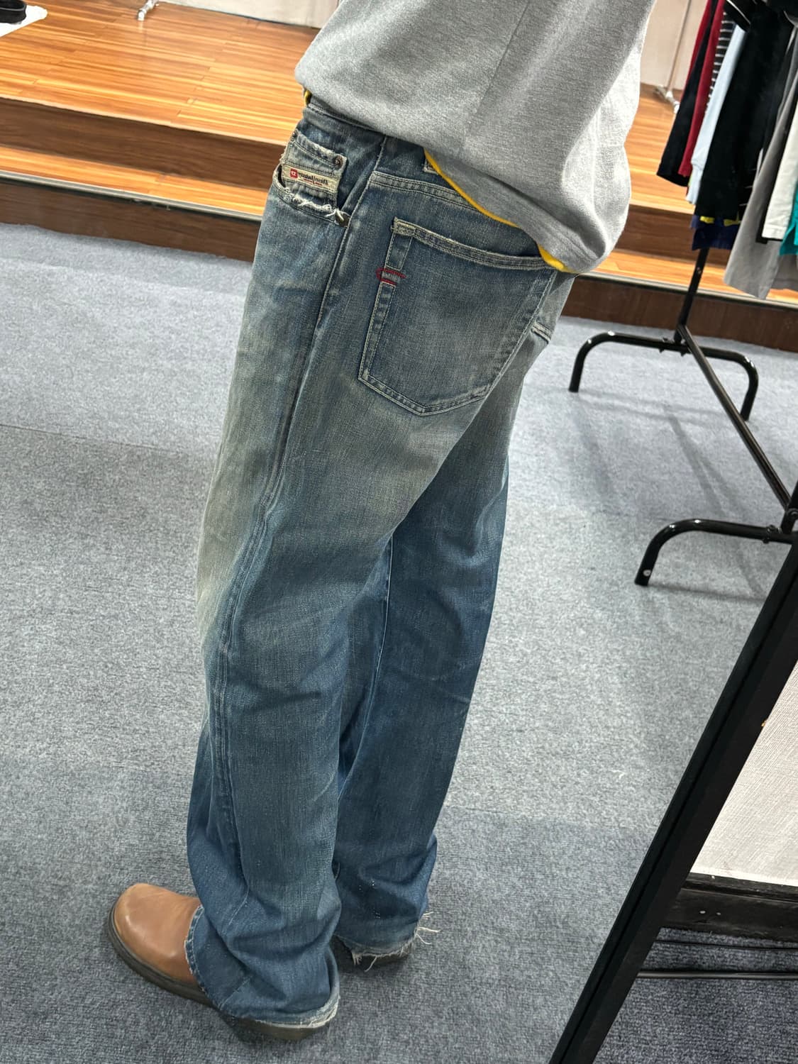 디젤 버튼 플라이 오렌지 셀비지 데님 상품이미지2