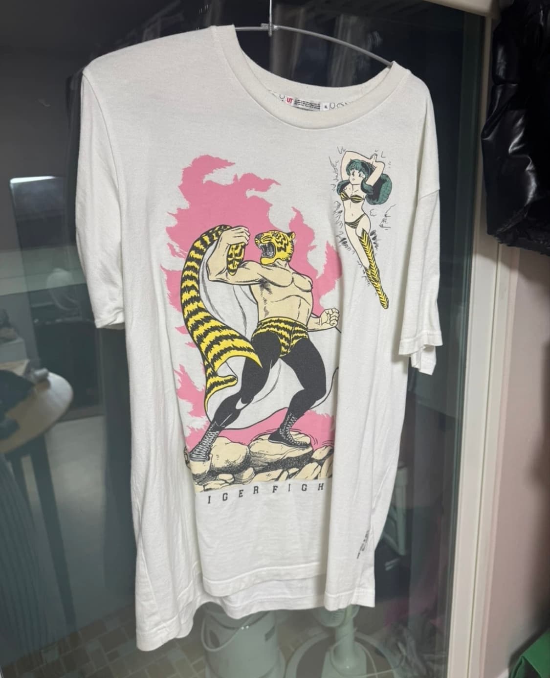 유니클로 타이거 파이트 반팔 티셔츠 상품이미지1