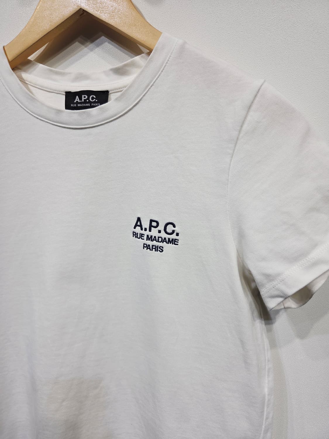 아페쎄 APC. 여자 반팔 티셔츠_S 상품이미지3