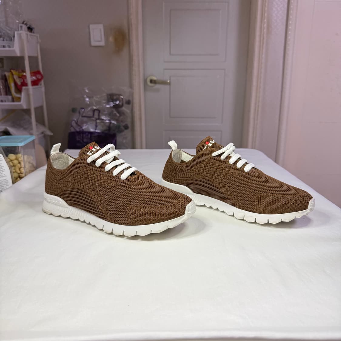 키톤 니트 핏 러닝 슈즈 스니커즈 브라운 상품이미지2