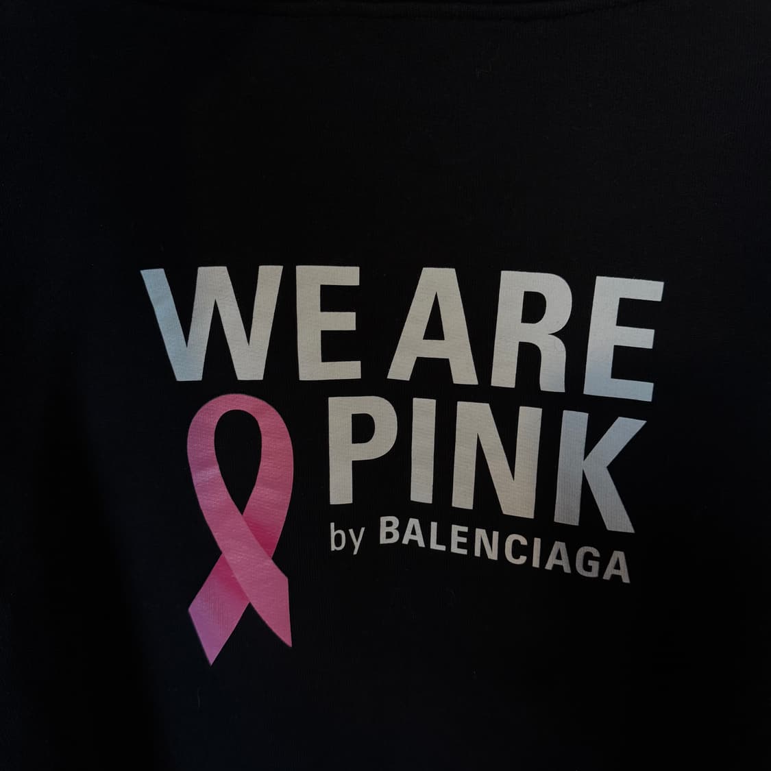 발렌시아가 We are Pink 캠페인 후드 판매 합니다. 상품이미지9