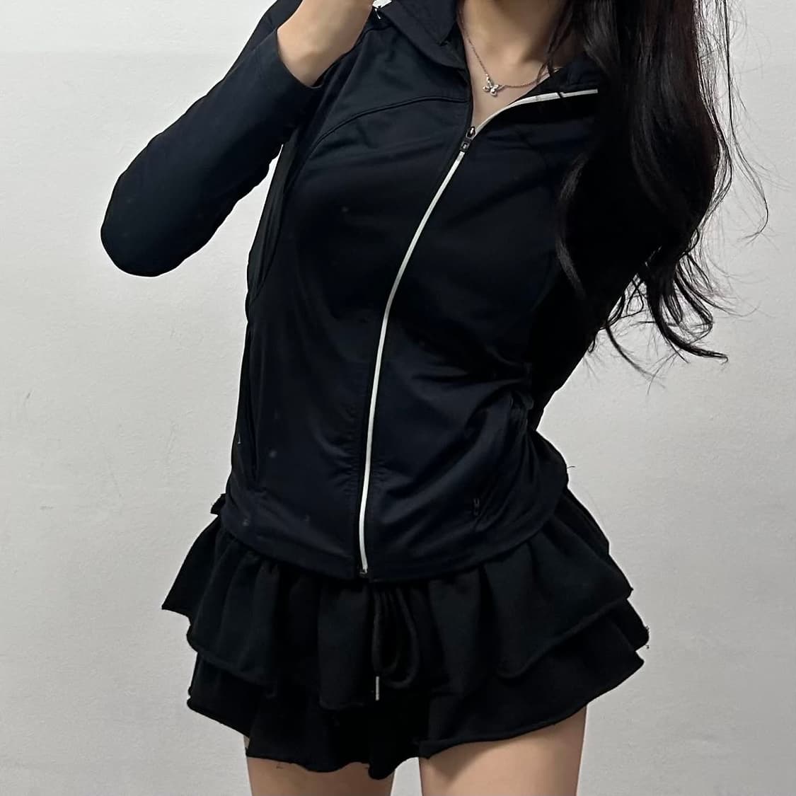 데상트 블랙 러닝 트레이닝탑 져지(S) 상품이미지2