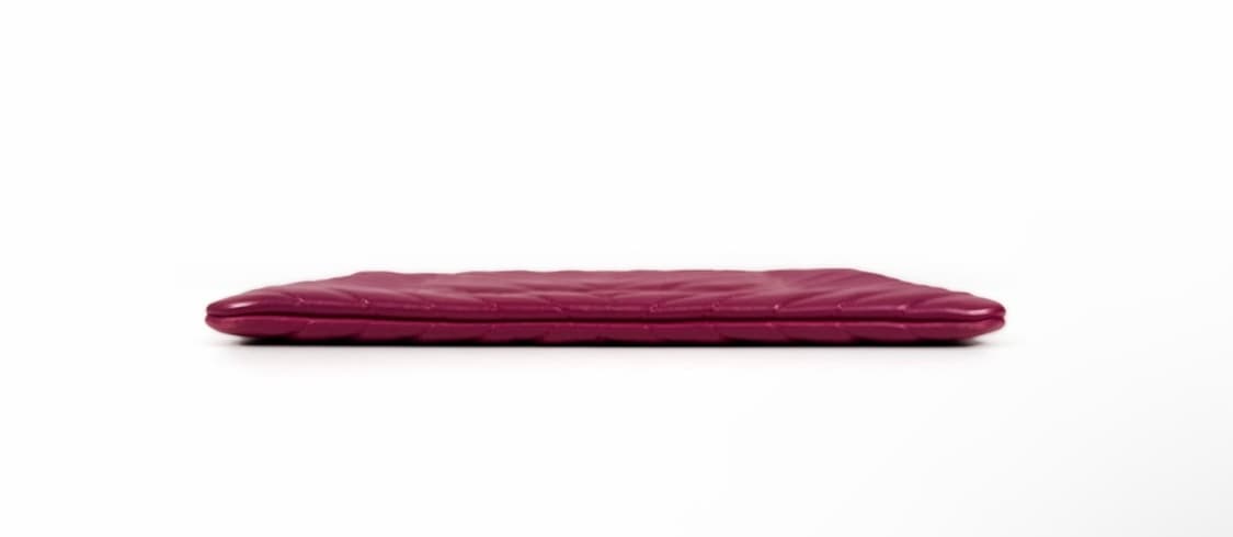 샤넬 클래식 쉐브론 램스킨 클러치 버건디 금장 미디움 뉴미듐 A82545 상품이미지4