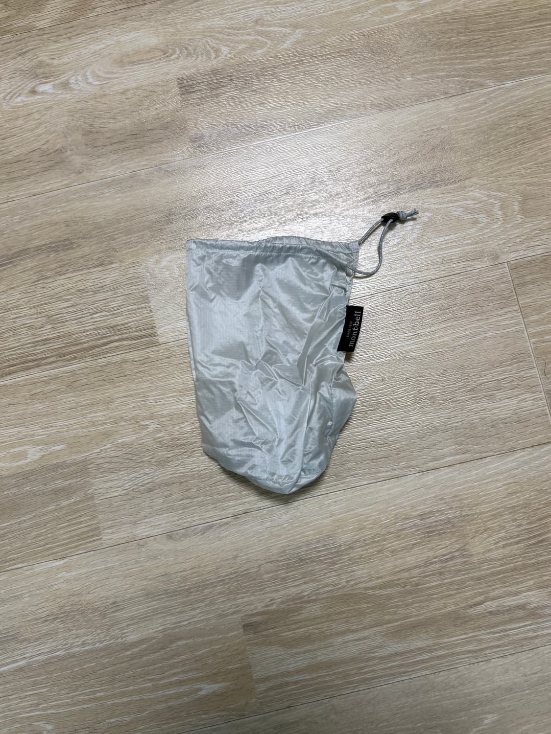 몽벨 수페리어 다운 자켓 라이트그레이 상품이미지5