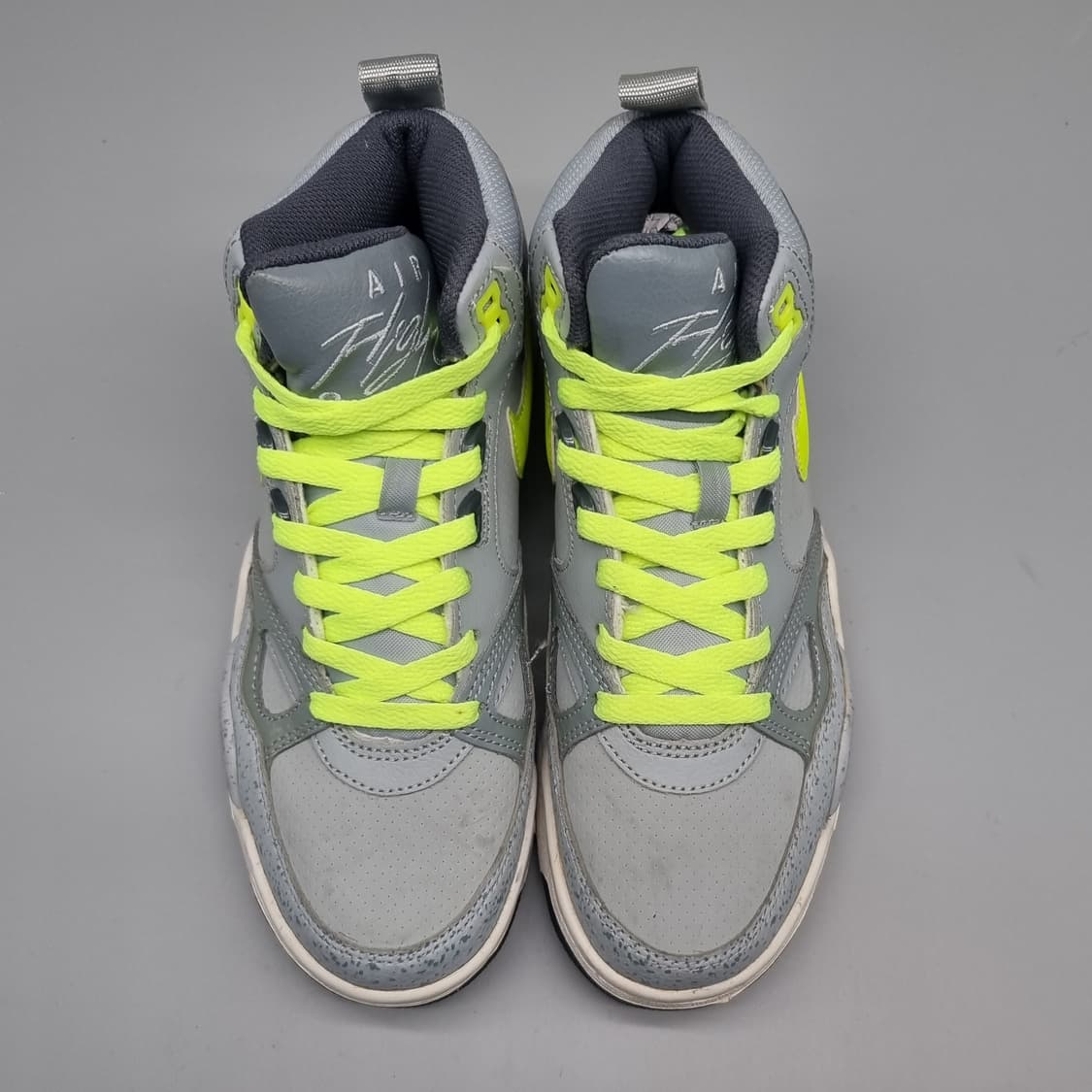 나이키 플라이트13 여성미드230 상품이미지2