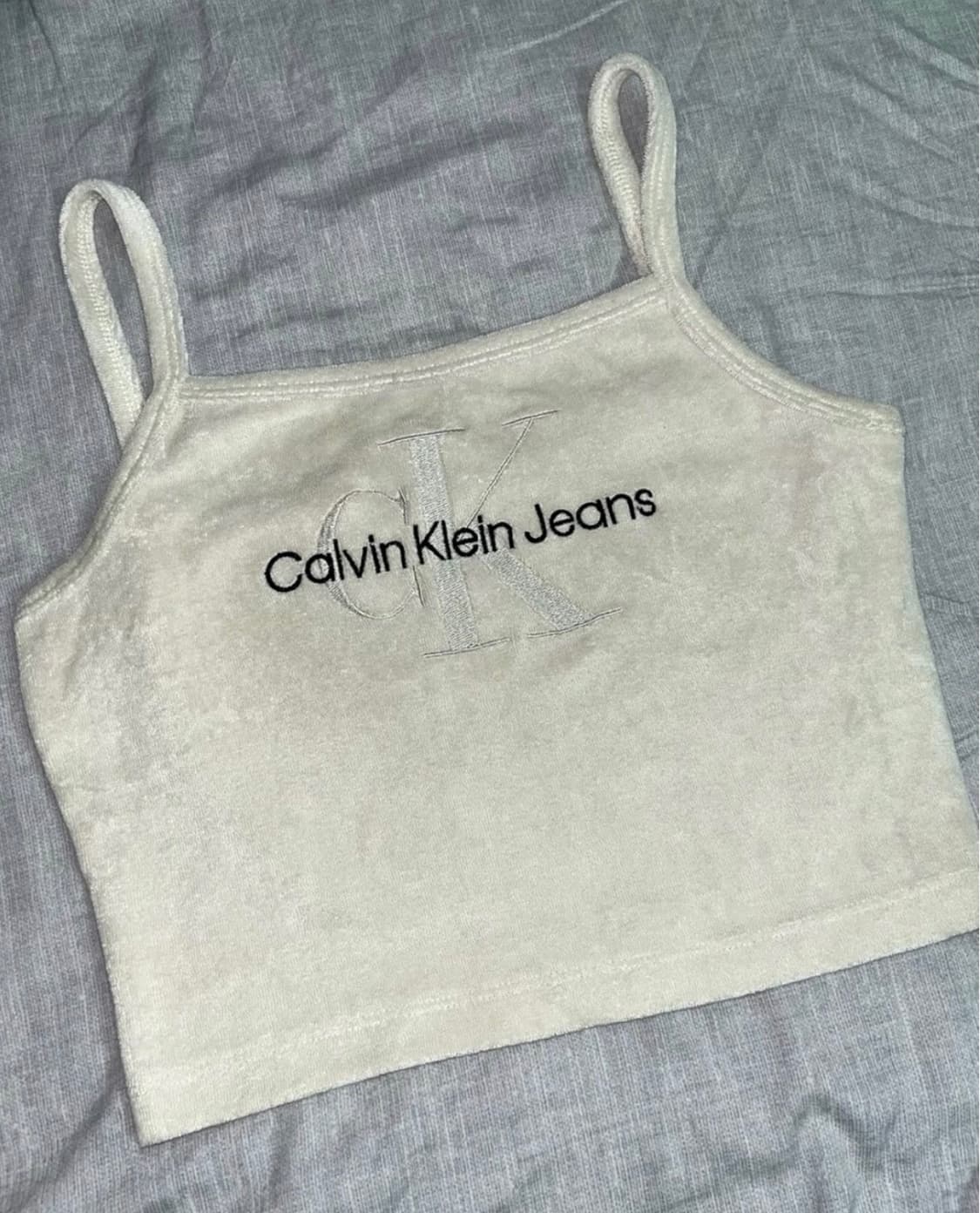Calvin Klein 크롭 테리 슬리브리스 상품이미지1