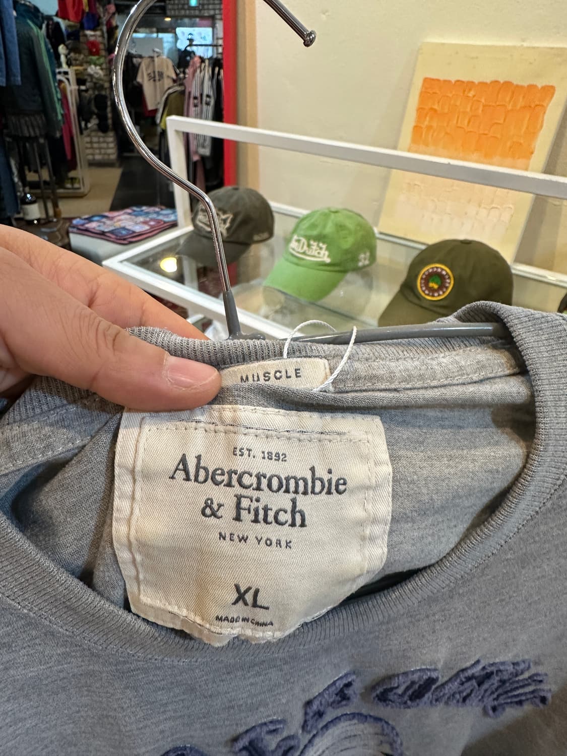 아베크롬비 우먼스 빈티지 프린팅 반팔티 그레이 XL 상품이미지4