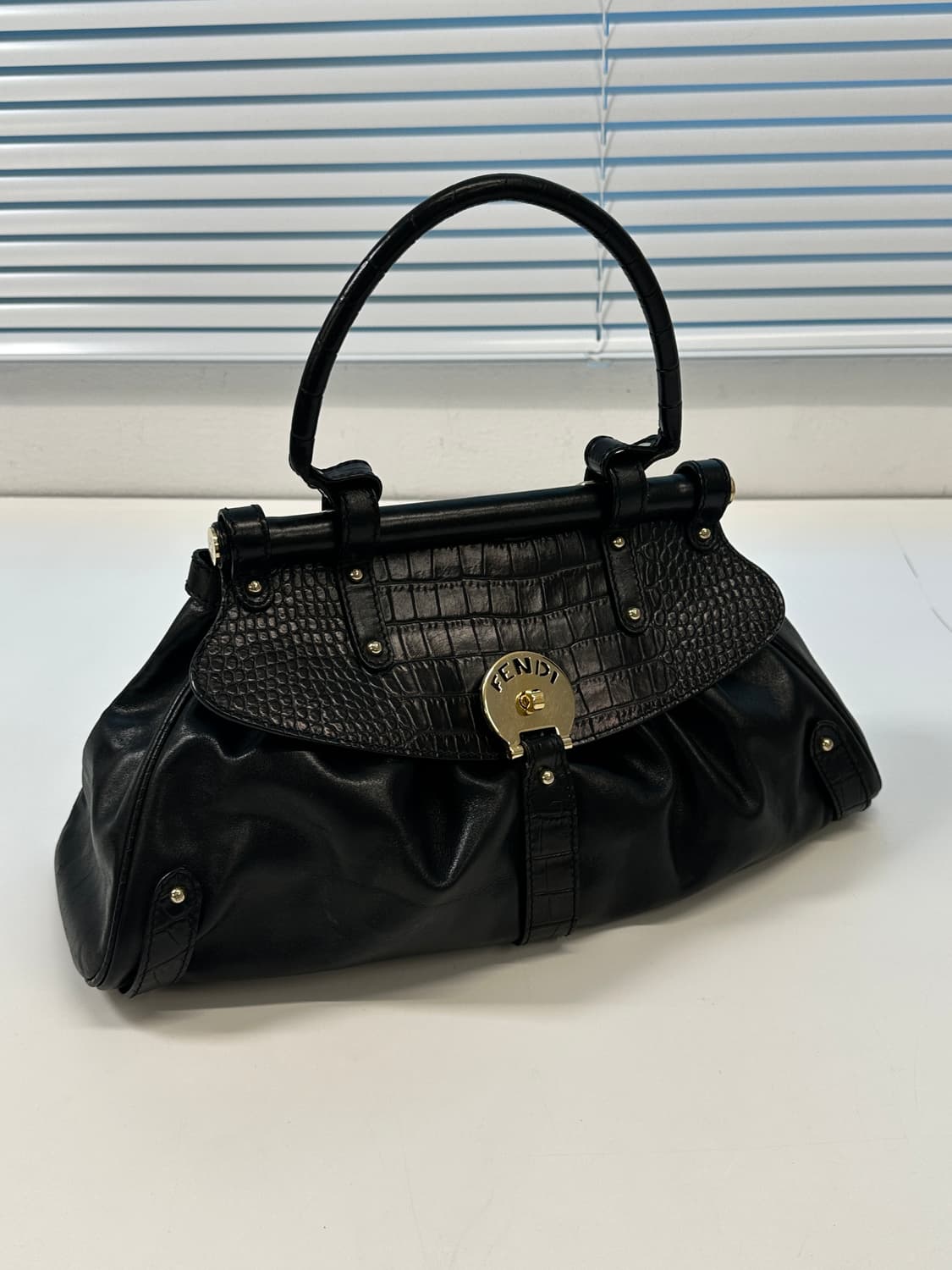 펜디 카프스킨 토트백 os 상품이미지3