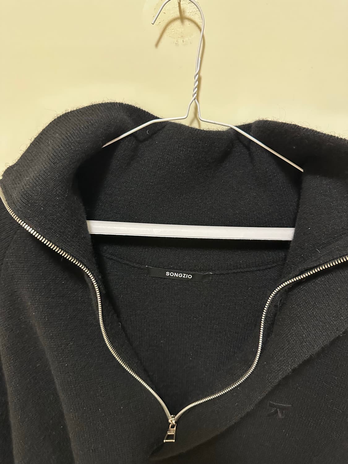 송지오 x 배정남 하이넥 니트 집업 상품이미지7