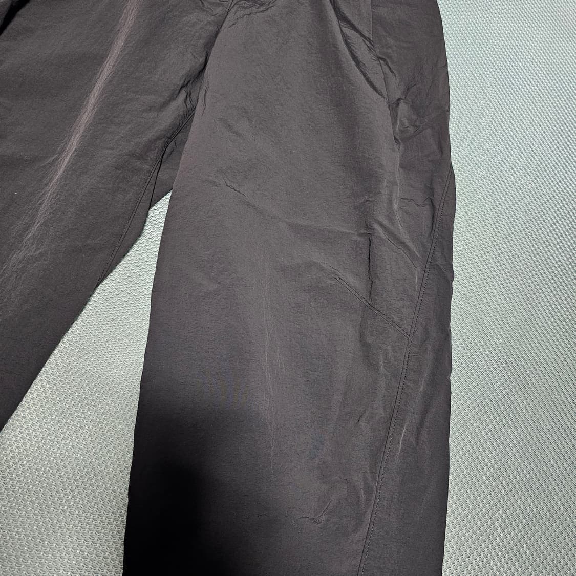 BEAKER 나일론 볼륨핏 와이드 팬츠 상품이미지3