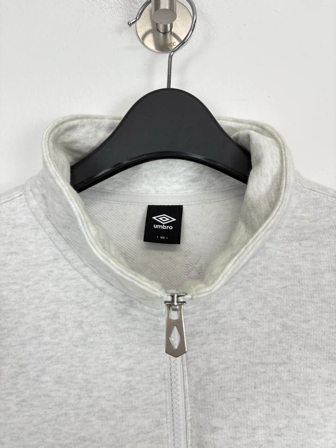 [2XL]엄브로 하프집업 맨투맨 상품이미지5