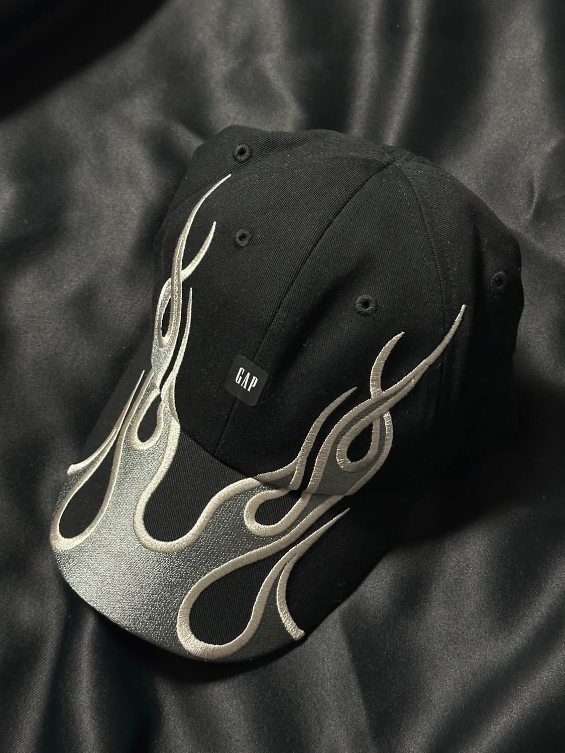 Yeezy Gap X Balenciaga flame cap 상품이미지2