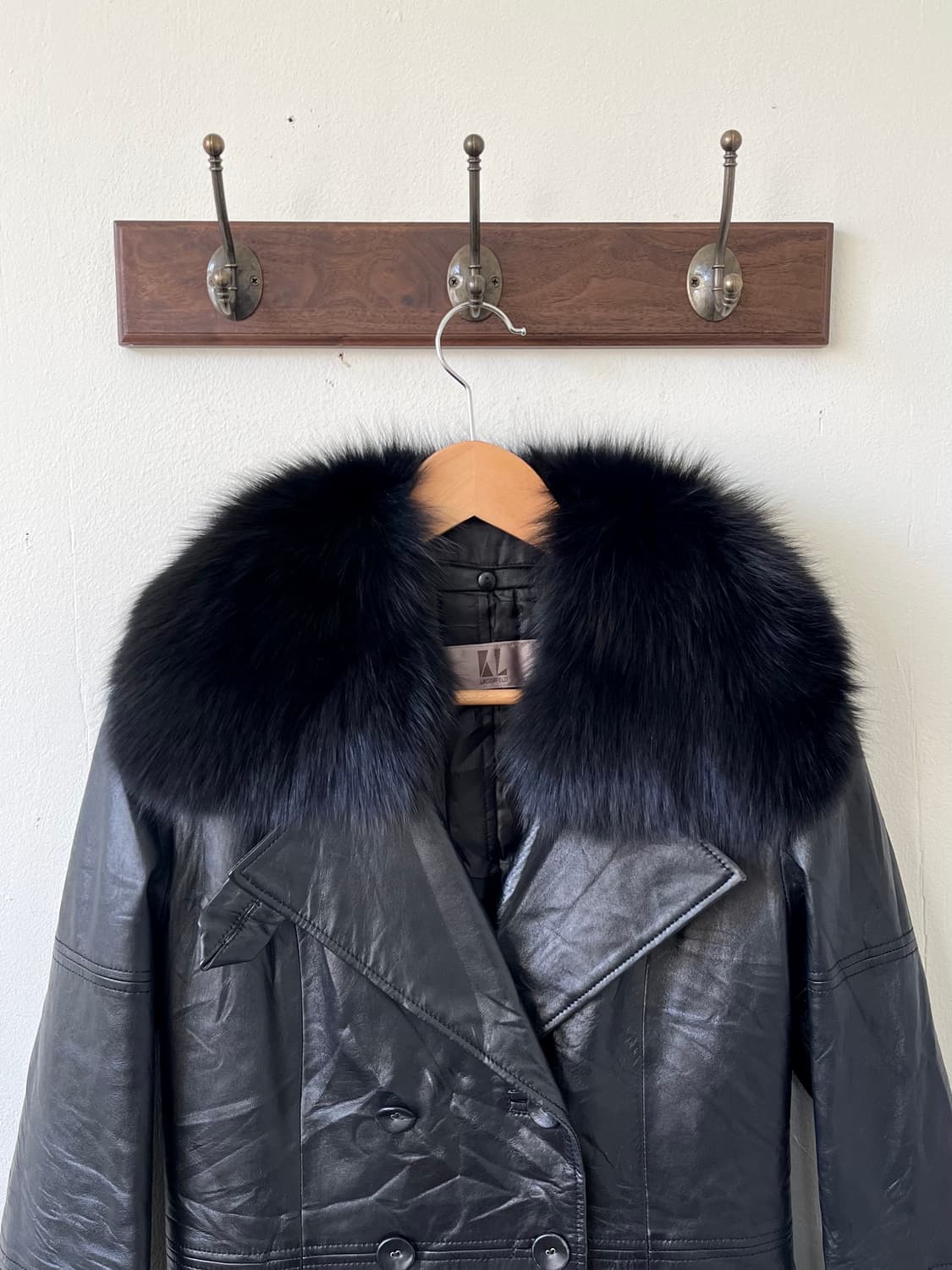 LAGERFELD x SAGA FOX 퍼 레더 자켓  상품이미지2