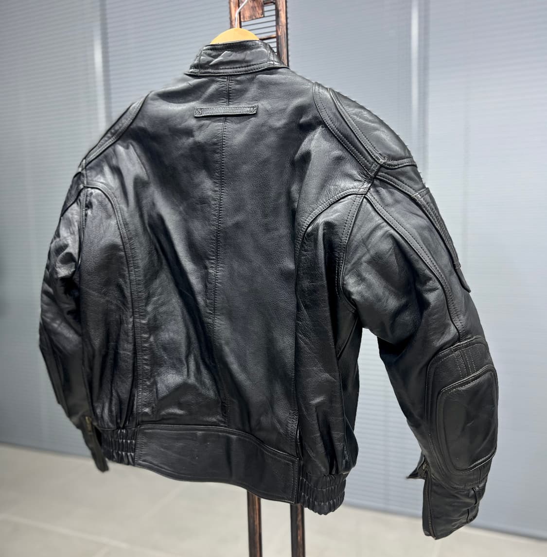 카도야(Kadoya) 라이더 가죽 재킷 상품이미지2