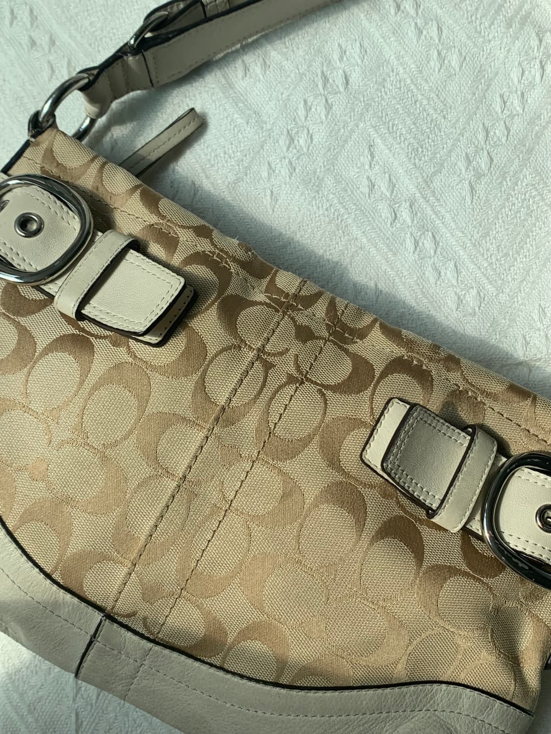 [희귀🤍] Coach 아이보리 바게트 숄더백 상품이미지2