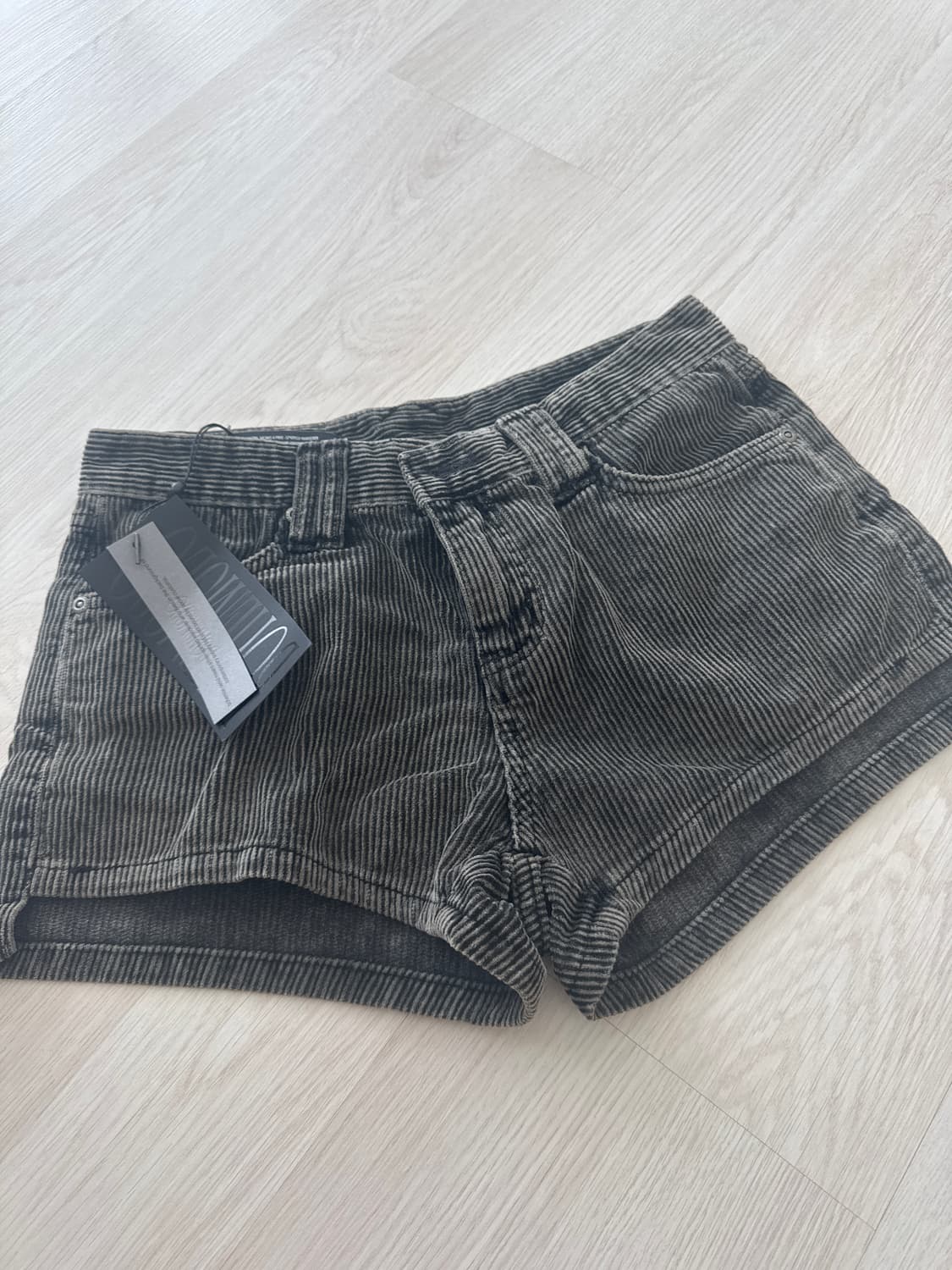 보헤미안서울 골덴 반바지 새거 상품이미지1