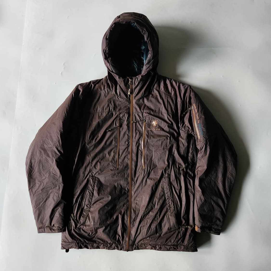 블랙야크 고프코어 아톰맛 경량패딩 상품이미지2