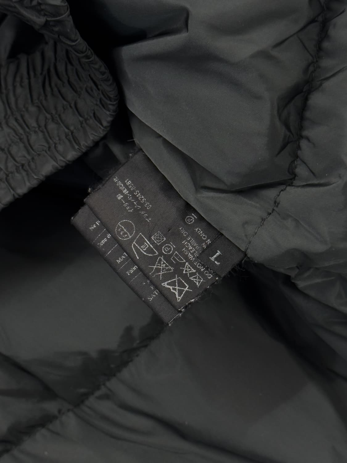 90s 프라다 나일론 푸퍼 패딩 상품이미지10