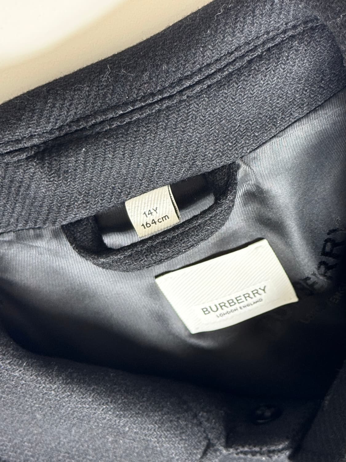 버버리 퀼팅 라이너 내장 울코트 60만원 상품이미지5