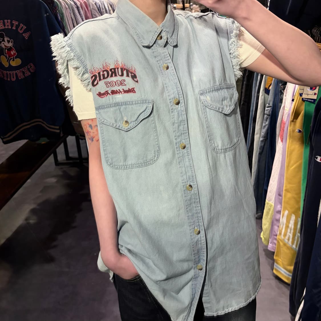 [IM]vtg 바이커 프린팅 컷오프 데님 베스트 연청 상품이미지1