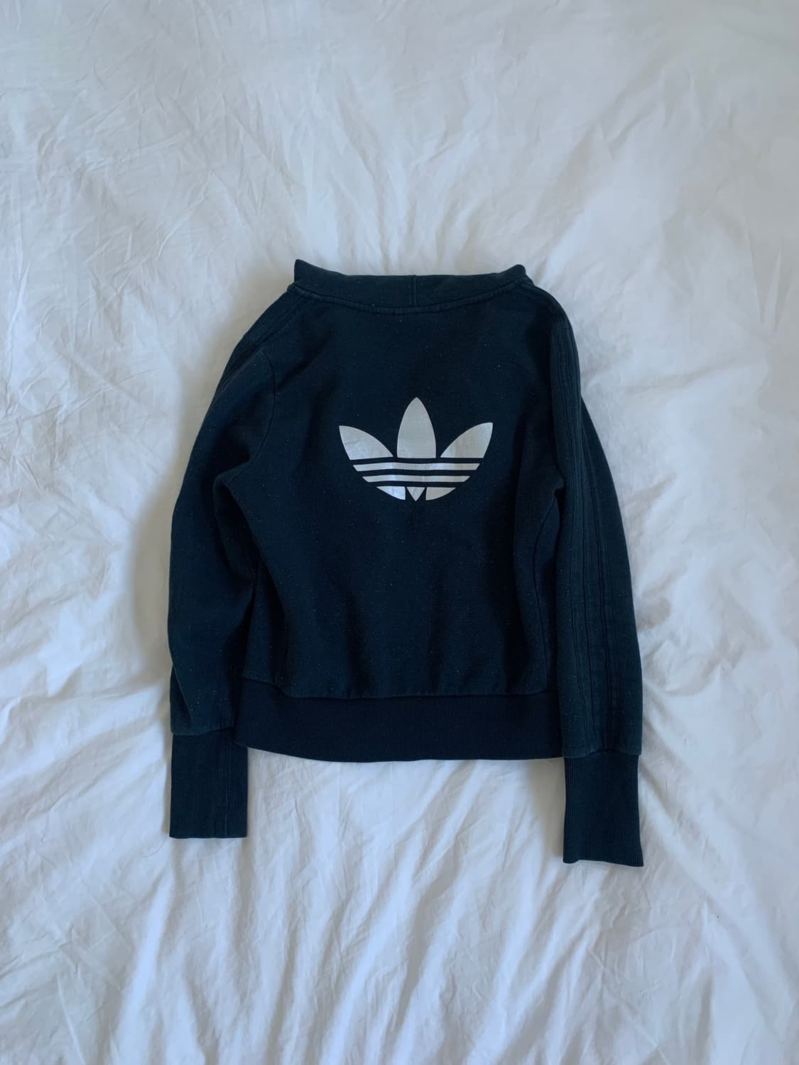 adidas 크롭 후드집업 상품이미지4