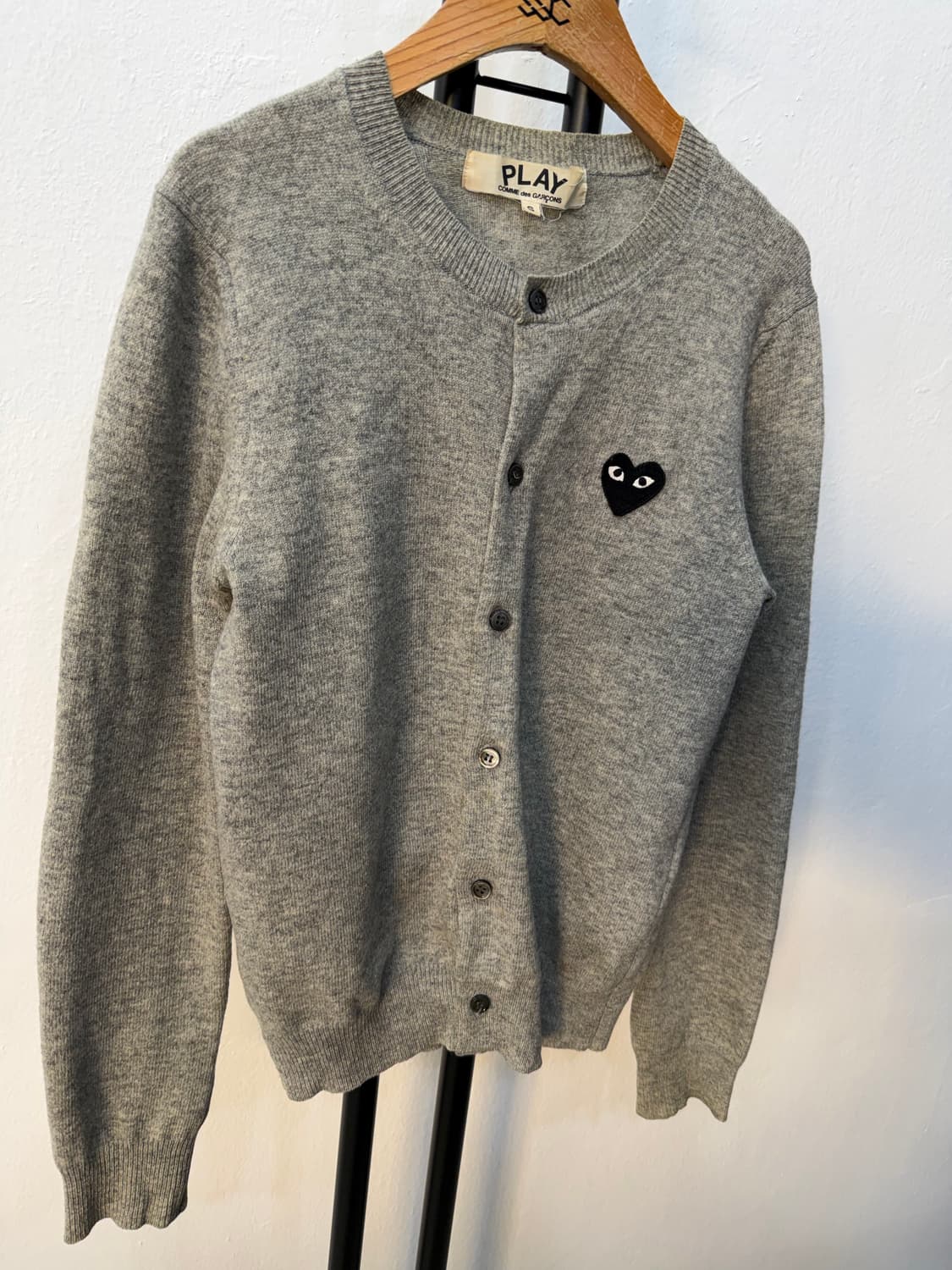 매장판정품) 꼼데가르송 여성 그레이 가디건 S 상품이미지2