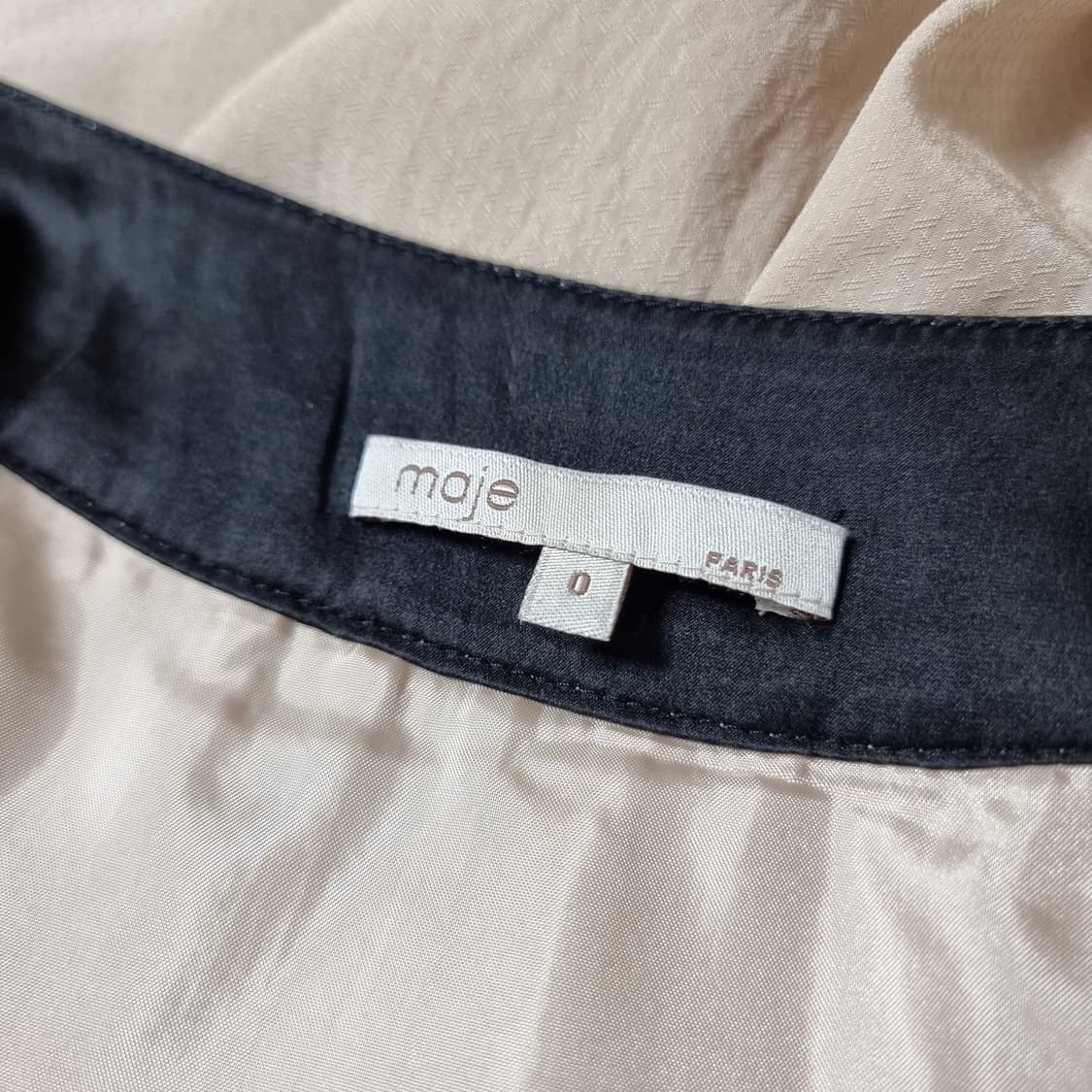 마쥬 maje 프릴카라 원피스 (55) 상태최상 상품이미지8