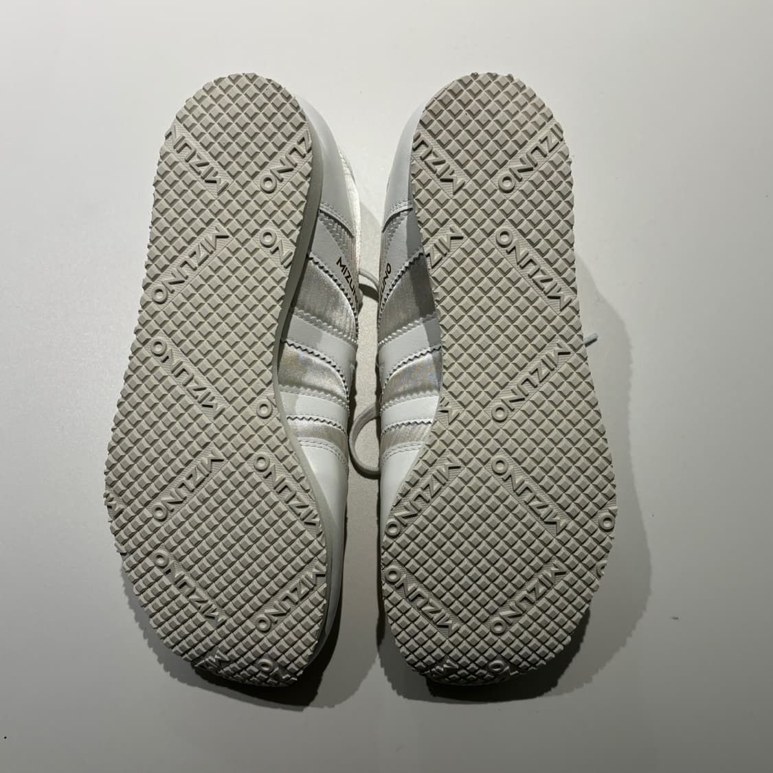 235) 미즈노 * 뮤베르 진주 스니커즈 상품이미지8