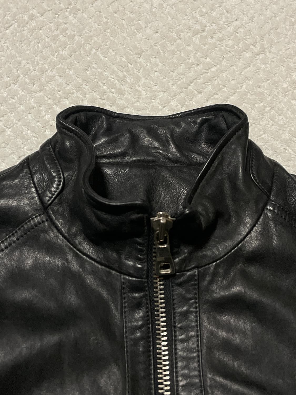 광희시장 웨스턴 무드 램스킨 양가죽 바이커 절개 레더 자켓 상품이미지5