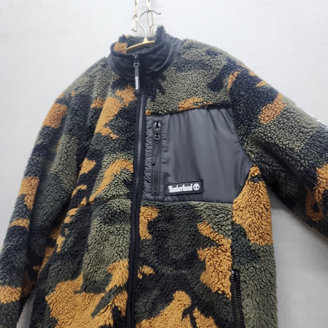 팀버랜드 카모플라쥬 플리스 빅포켓 집업 M(남여공용) 상품이미지3