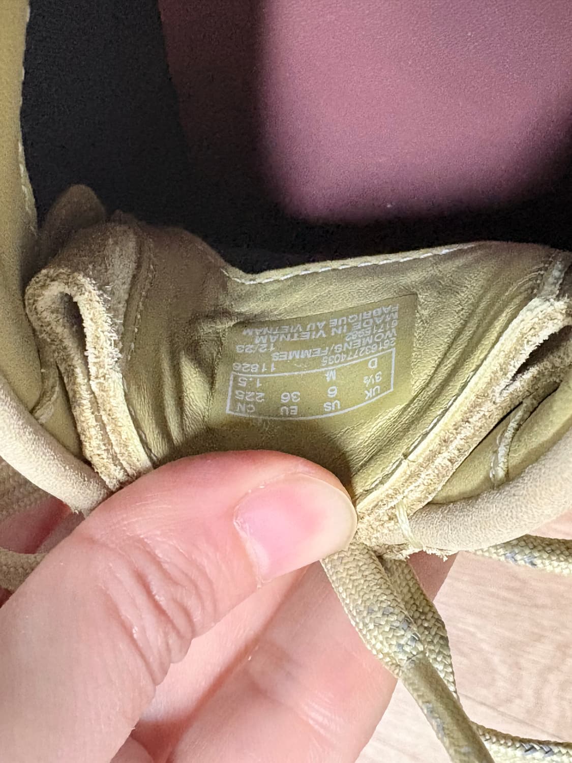 클락스 왈라비 225사이즈 데져트트랙 고어텍스 거의 새것 상품이미지4