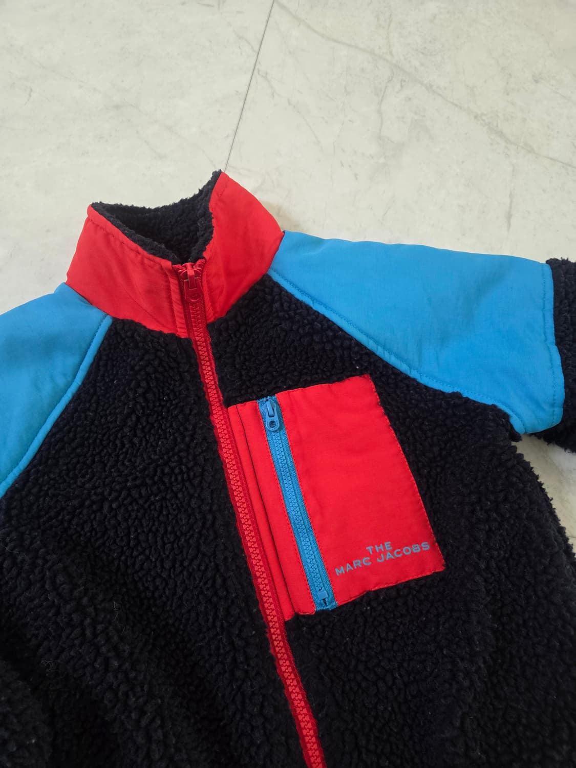 마크제이콥스 후리스 점퍼 4 상품이미지3