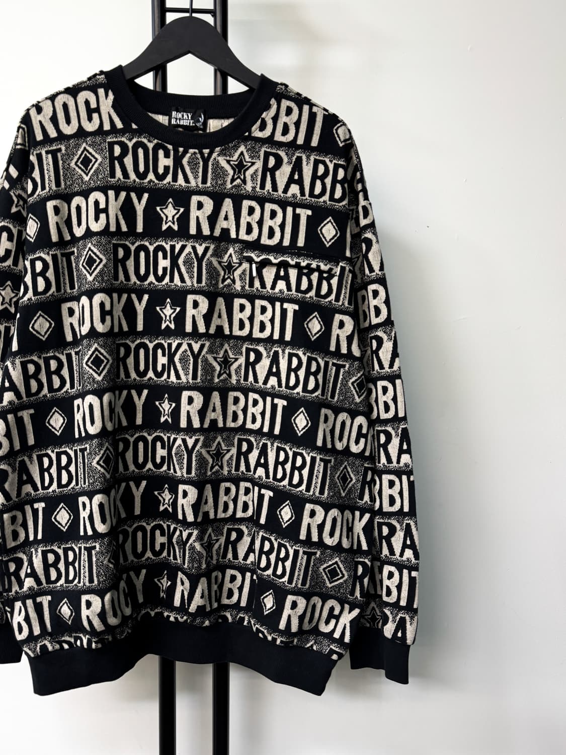 록키래빗 펑키 오버 프린티드 니트 상품이미지2