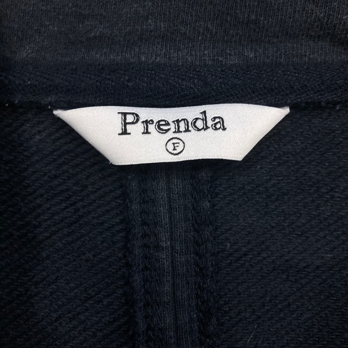 프렌다 네이비 컬러 바시티 스웻 자켓 상품이미지3