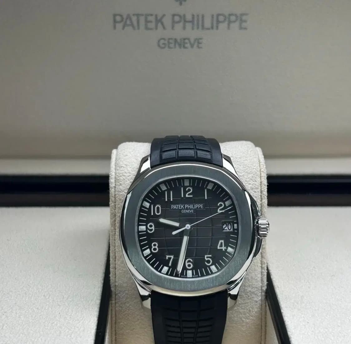 파텍필립 블랙 아쿠아넛 상품이미지2