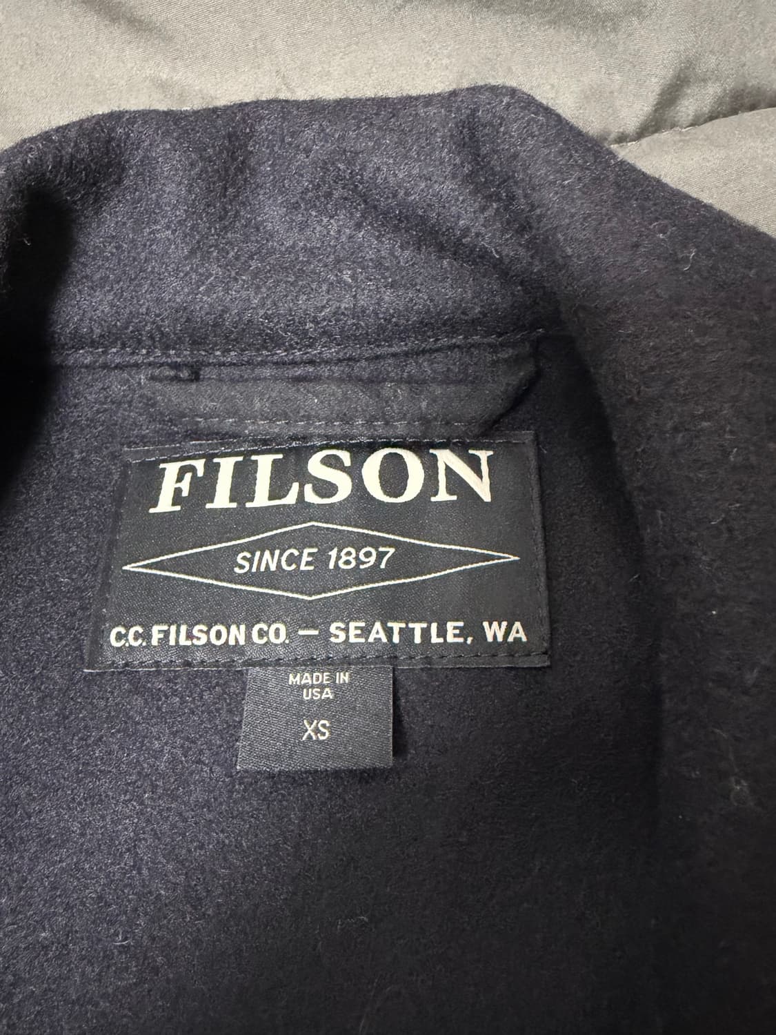 필슨 매키노 다크 네이비 상품이미지3