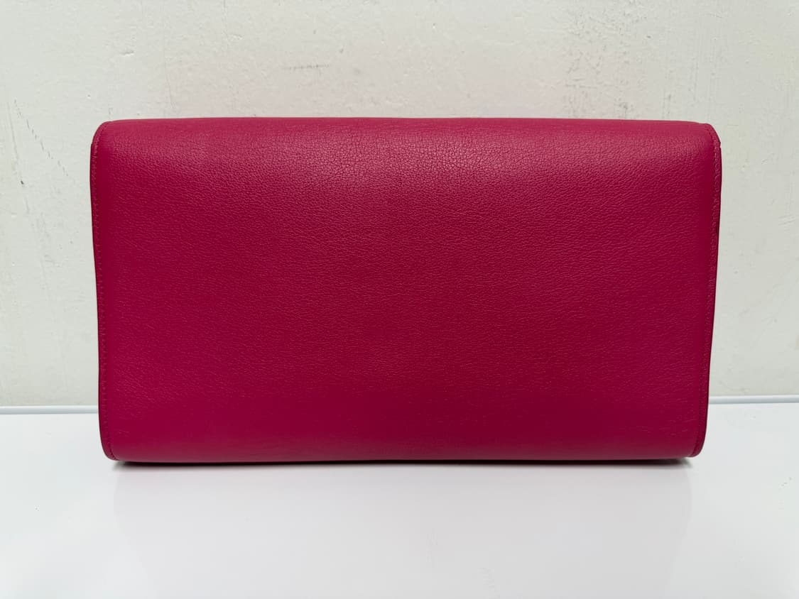 [정품] 입생로랑 핫핑크 클러치 상품이미지2