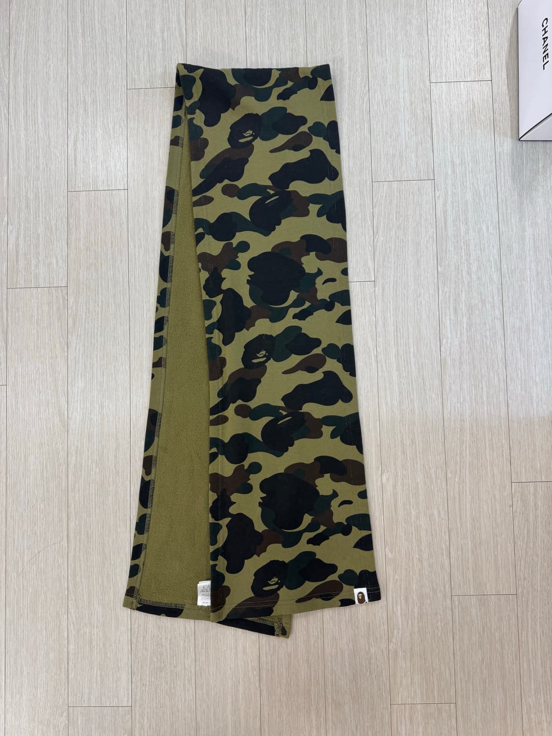 베이프 머플러 상품이미지1